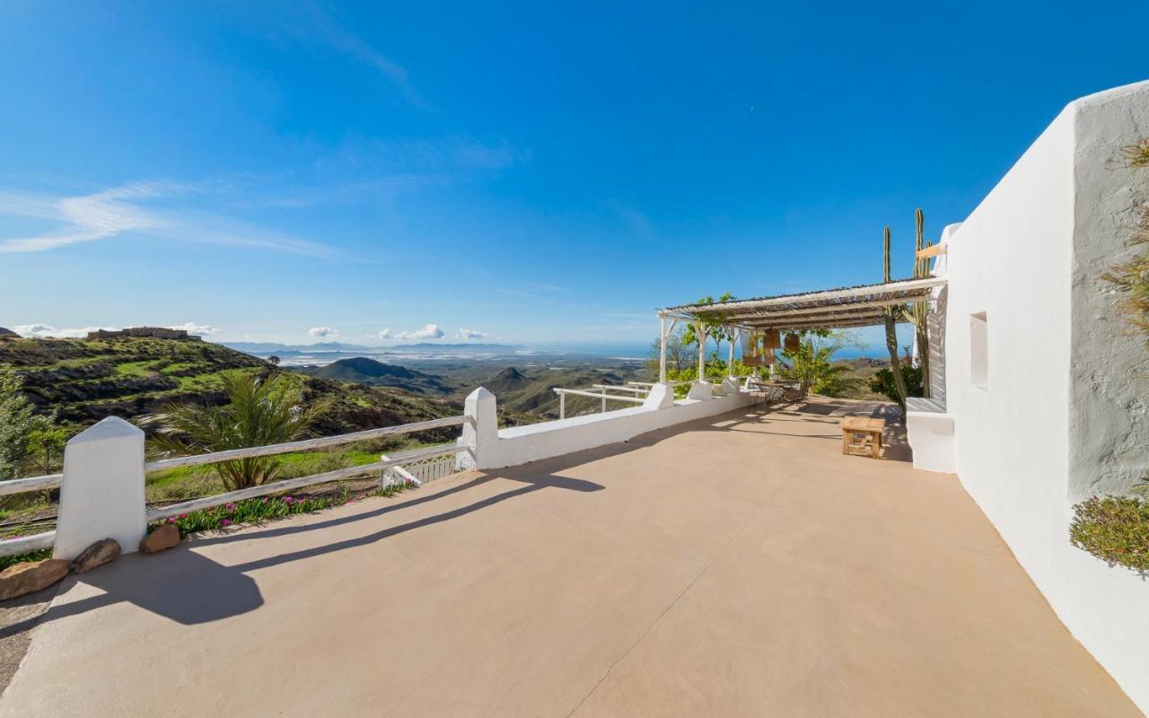 Cortijo El Albaricoque De La Sierra - Finca De 75 Hectareas ! Níjar Exteriör bild